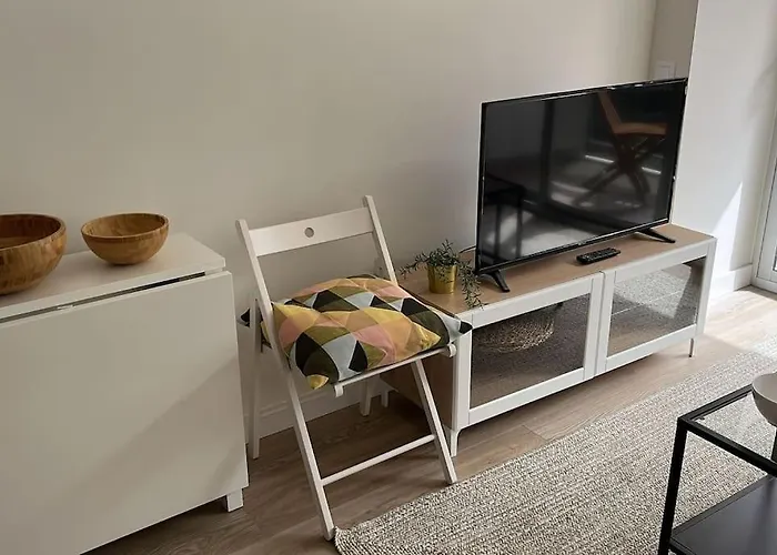 Al Lado De La Playa De Canteras